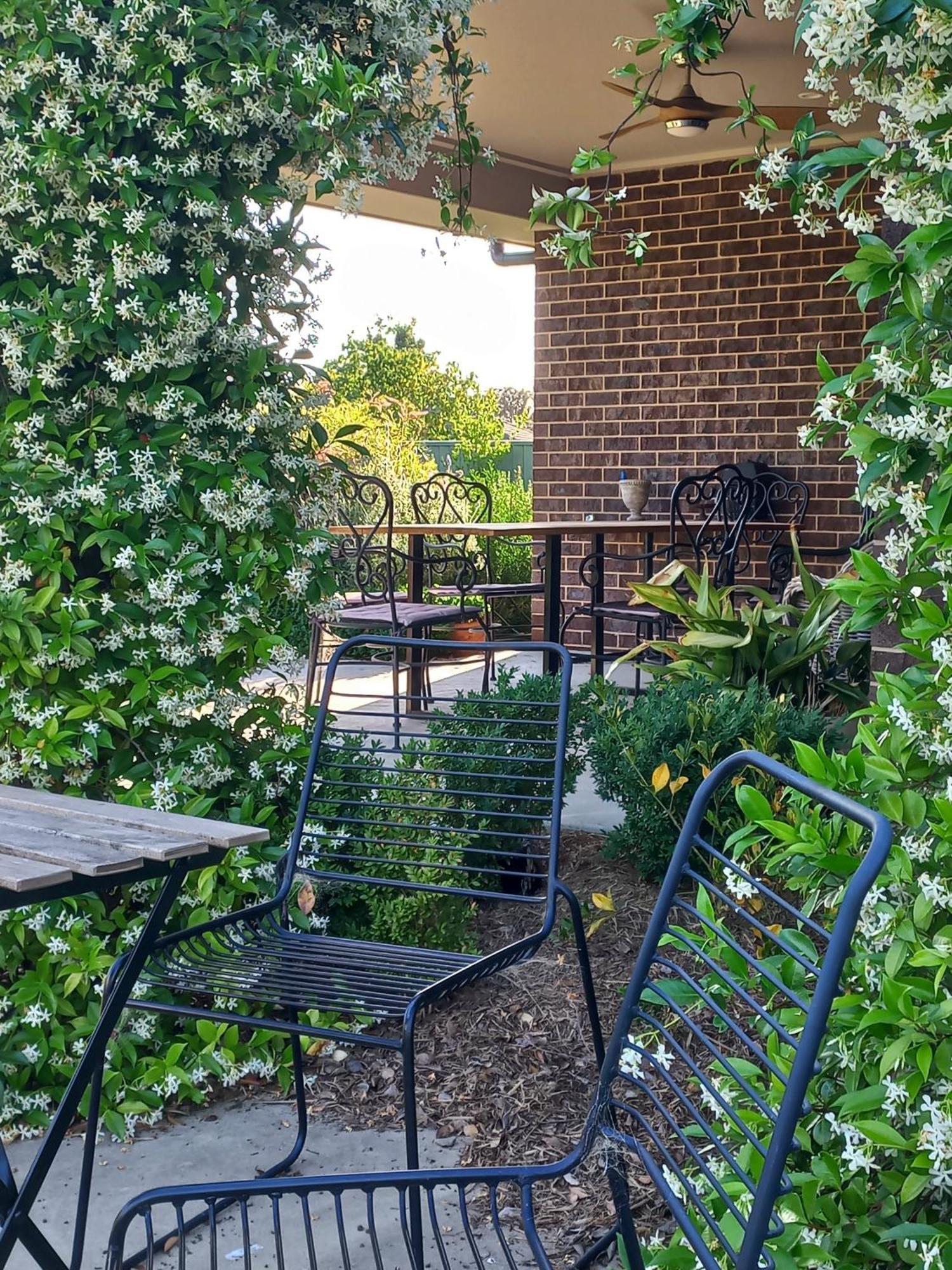 Kennedy House Euroa Perfect For Short Term Stays Exterior photo